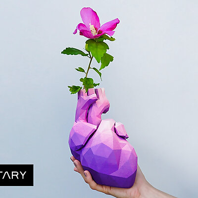 Low Poly Heart Vase