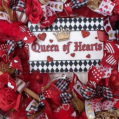Queen of Hearts Door Wreath