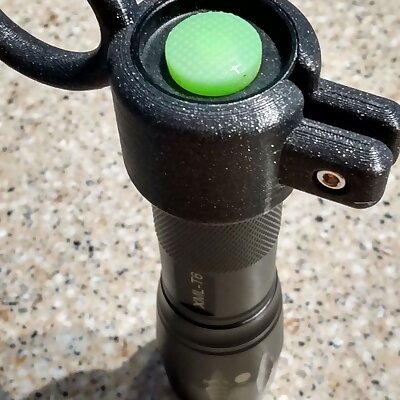 FlashlightTorch clamp holder with ring