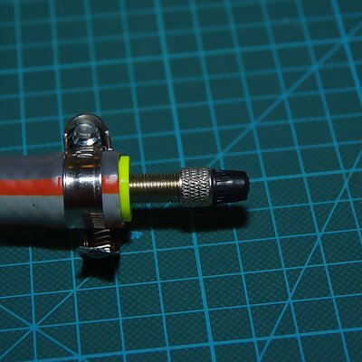 Bicycle valve adapter to garden hose for water rockets