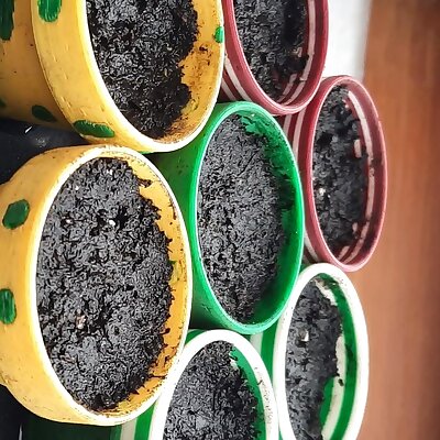 Mini flower pots for seeds or succulents