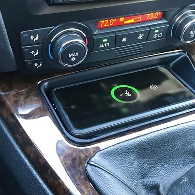 BMW e92 Wireless Charging Pad