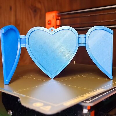 openable Heart Print in Place