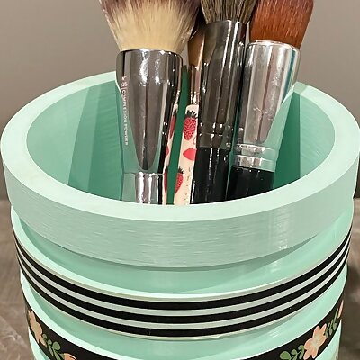 Container for Cosmetics Brushes