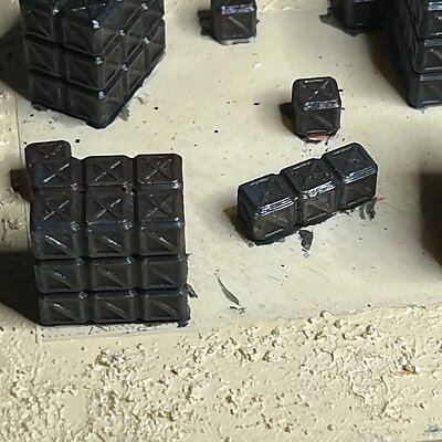 12 cm terrain tile for 6mm Wargaming  Container stacks