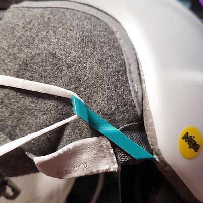 Mask clip for ski helmets