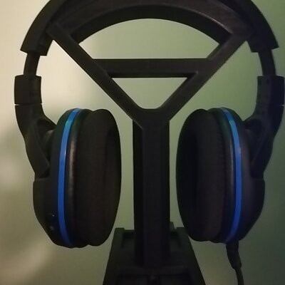 Vertical PS4 headphone support