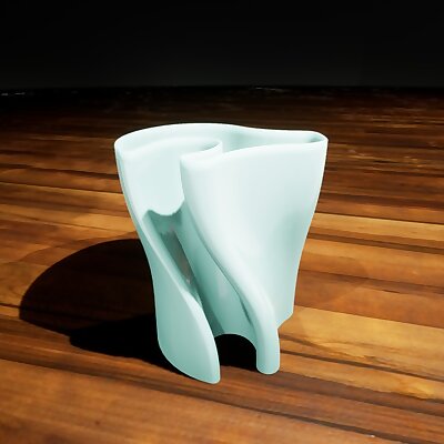 Vase Inward Curvature