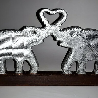 Elephant heart Stand