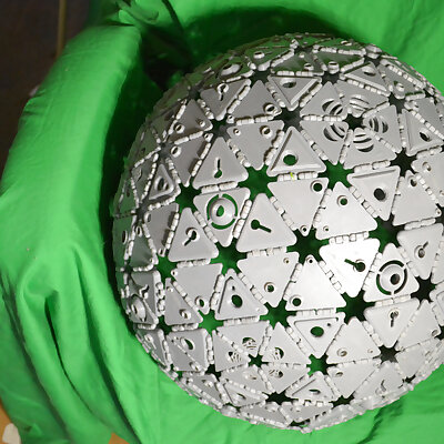 Geodesic Sphere from special PolyPanels