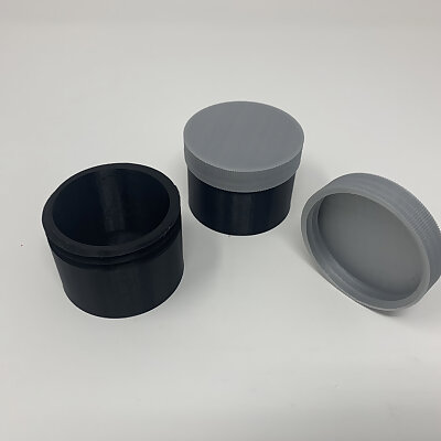 How I Designed a Simple Threaded Container With Autodesk Fusion 360
