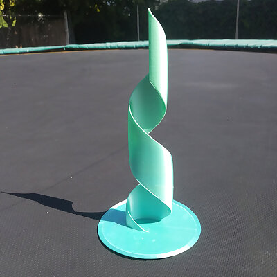 Ribbon SculptureVase Mode Able