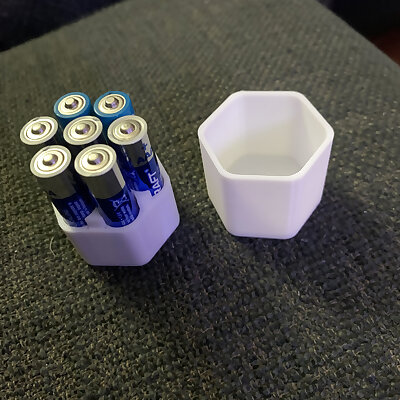 Remix Battery Case  AAA Batteries  7pk