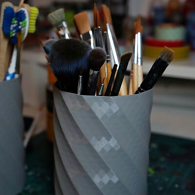 Paint Brush Pot Vase Mode