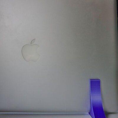 MacBook Pro 15 2010 vertical stand