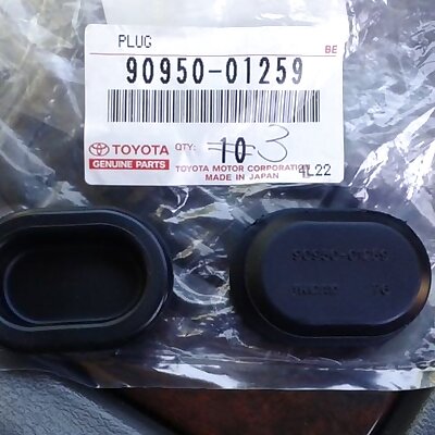 Chassis Plug for Toyota like 9095001259