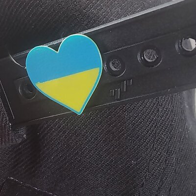 Snapback heart support Ukraine