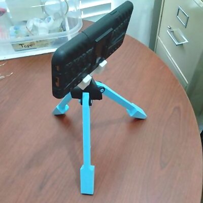 Simple Smartphone Tripod