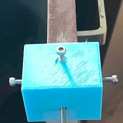 Veneer repair corner clamp