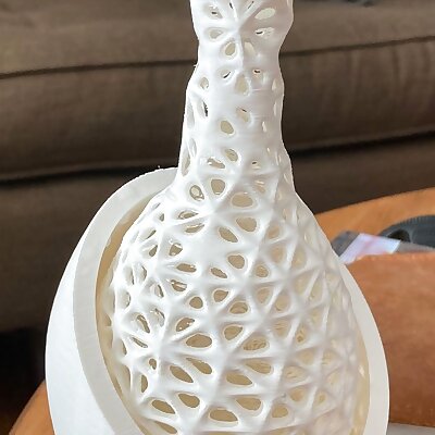 Water Lattice Vase