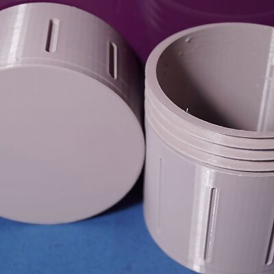 Cylindrical Box with Lid