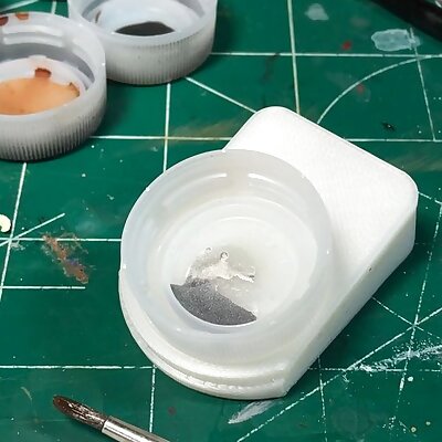 Bottle Cap Paint Palette Holder