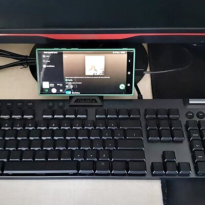 Logitech keyboard G815 smartphone support