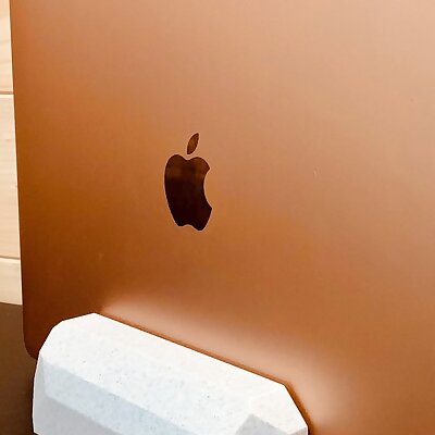 Macbook stand  universal size