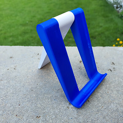 Freely adjustable phone stand