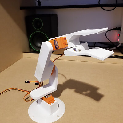 Small Desktop Robot Arm