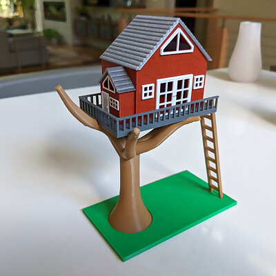Summer Treehouse Lamp