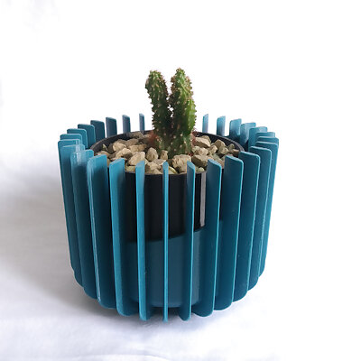 Selfwatering plant pot