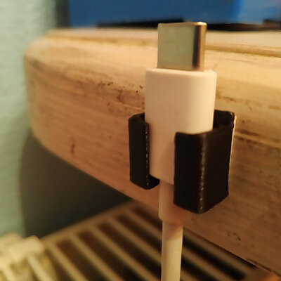 USB typeC cable holder