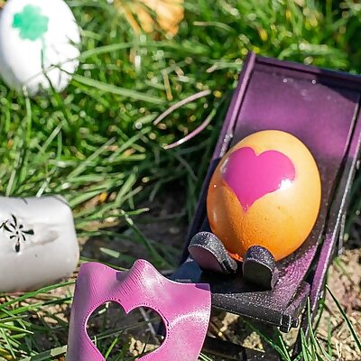 Easter egg spray paint stencils