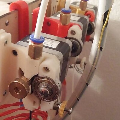 Compact Bowden Extruder adjusted for Tatsu drive gear and ultimaker frame