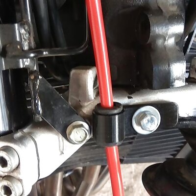 Yamaha FZ1 custom front brake line holder