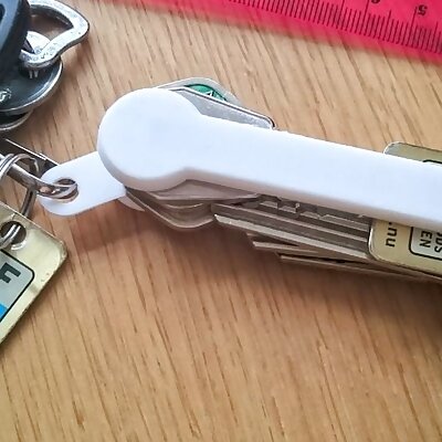 Screwless key holder