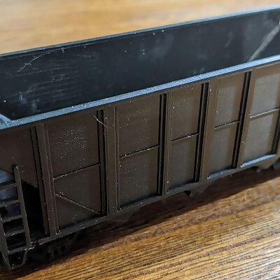 HO Scale 3 bay hopper high side