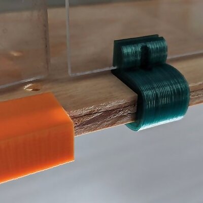 Plexiglass railing holder for plywood
