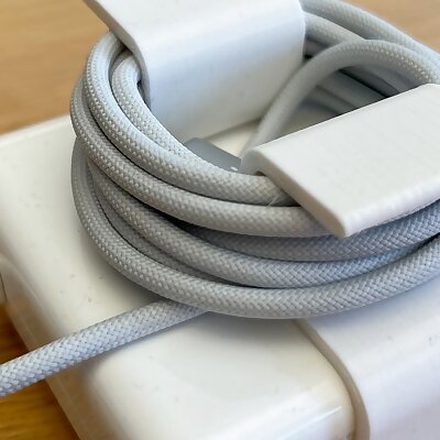 Cable organizer for 96W Power Adapter