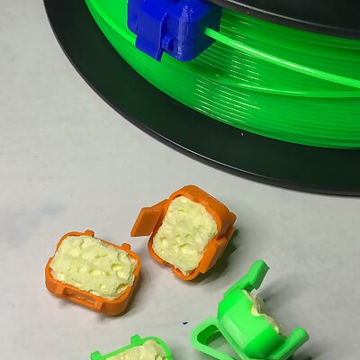 Filament Cleaner with Spool Clip