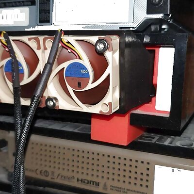 Freebox cooling fans
