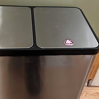 Recycle Garbage Can Magnet
