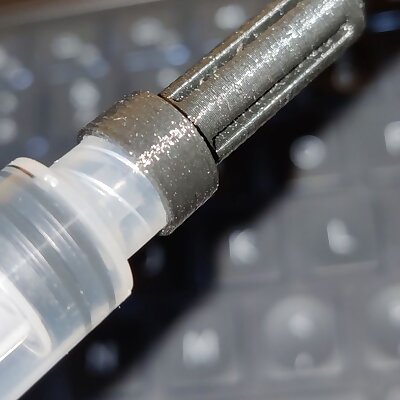 Luer lock syringe adapter for LM8U  LM8UU greasing