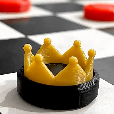 Checkers Set With Crown Pieces