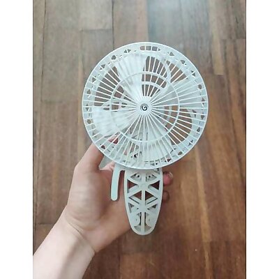 Squeeze Fan Ultimate Controlled Airflow