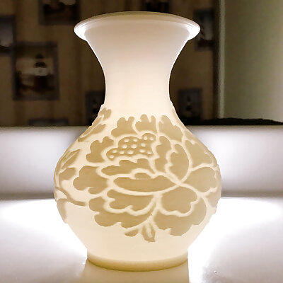 Lithophane vase