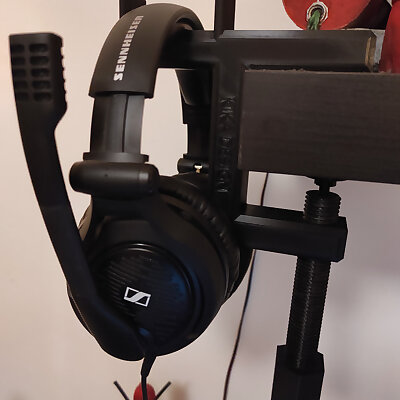 Thick Headphones holder with screw