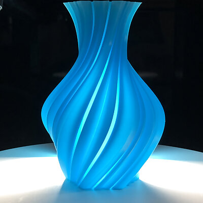 IHIG Vase