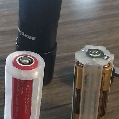 Flashlight 3xAAA to 14500 battery adapter